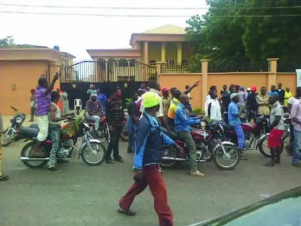 Police & Okada Operators’ Clash Leaves Three Dead In Lagos